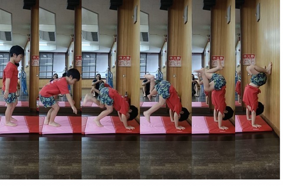 年中S君、壁倒立合格！何回やっても出来る、安定してきました！