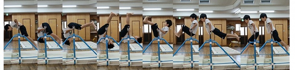 たくさんの子供が壁にぶつかり停滞しやすい「後方支持回転(空中逆上がり)」、身体が軽く筋力があると理屈抜きで出来てしまいまます！１年生J君、なんにも教えておりません☆