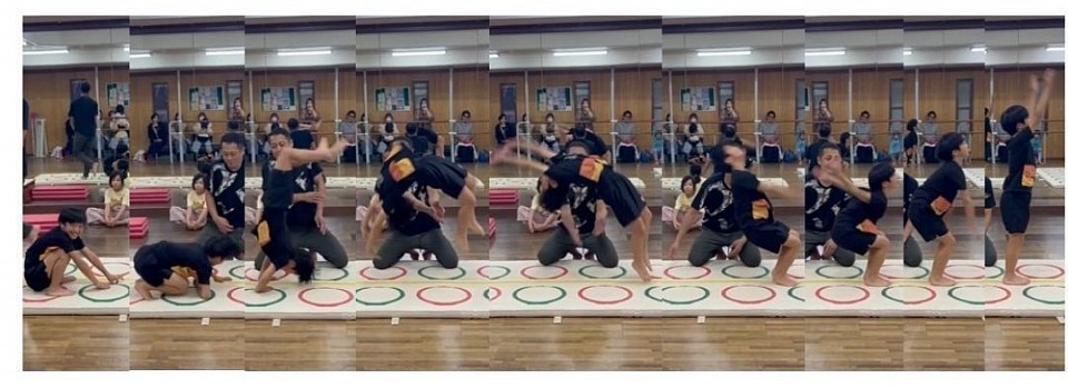 下の「ヘッド転回」初成功T君、現在圧倒的スピードで成長ロード爆走中、１人バク転成功者当教室2人目となりました！ただ写真を見ても分かりますがまだ回転不足、安定まで反復練習を続けましょう！T君ロンダートも順調に仕上がってきたので、練習開始は近いです。「ロンダート〜バク転」！！