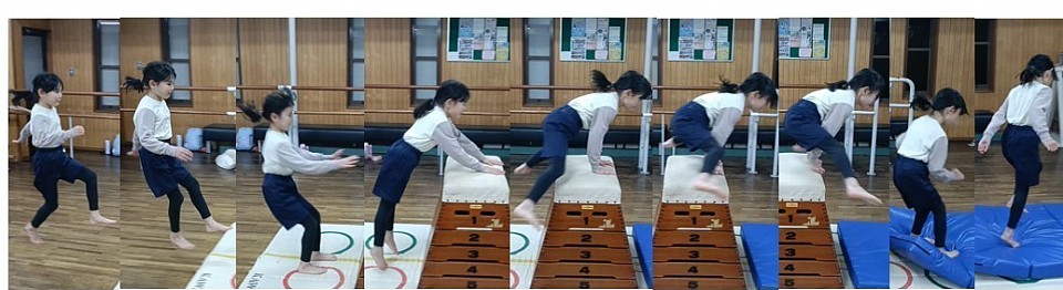 １月からのNEWメンバー１年生Yちゃん、１ヵ月で開脚とびが跳べるようになりました！！「肩を前に出してとび箱の先端を押し切る」指示をしっかり理解して１つ目の怖さを１ヵ月でやっつけました！これがとび箱最初の１歩、馬とび的跳び方です。