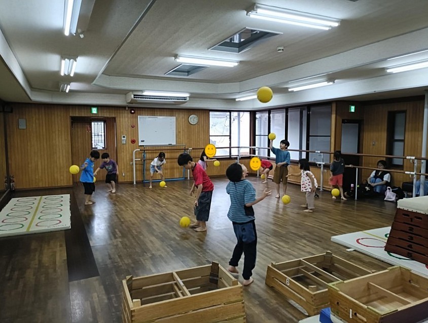 5月のサブ種目はボール、小学生クラスでは4週目「ドッジボール」を行いました。好評のためボール練習の月は月末定番メニューにしたいと思います！