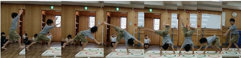 大きく側転を回れるようになると写真の「ロンダート練習」を開始します。膝が曲がってますね！柔軟で股関節を柔らかくしましょう！☆